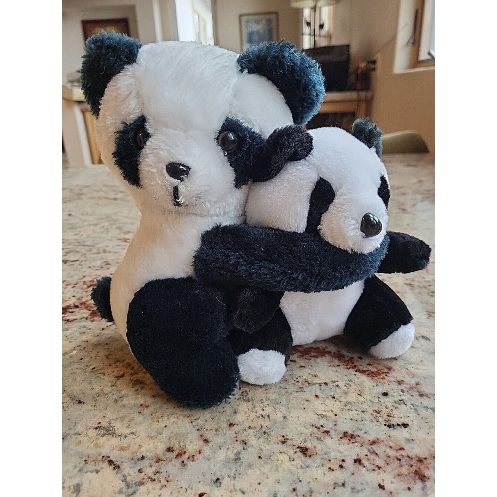 Hard Rock Cafe 2 Panda Bears Hugging Vintage 8.5” Plush Stuffed Animal Toy Mom